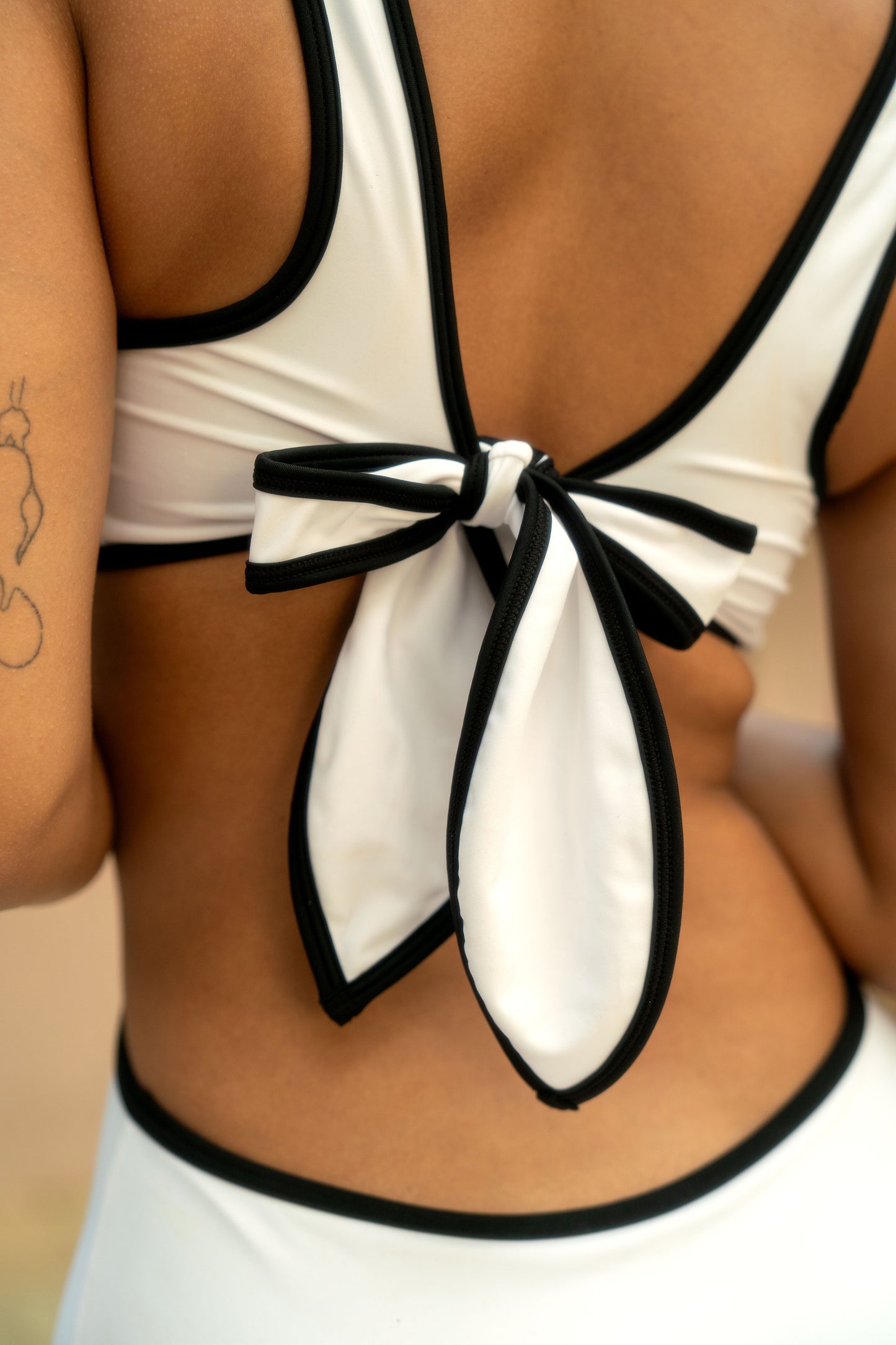 B&W CONTRAST SWIMSUIT